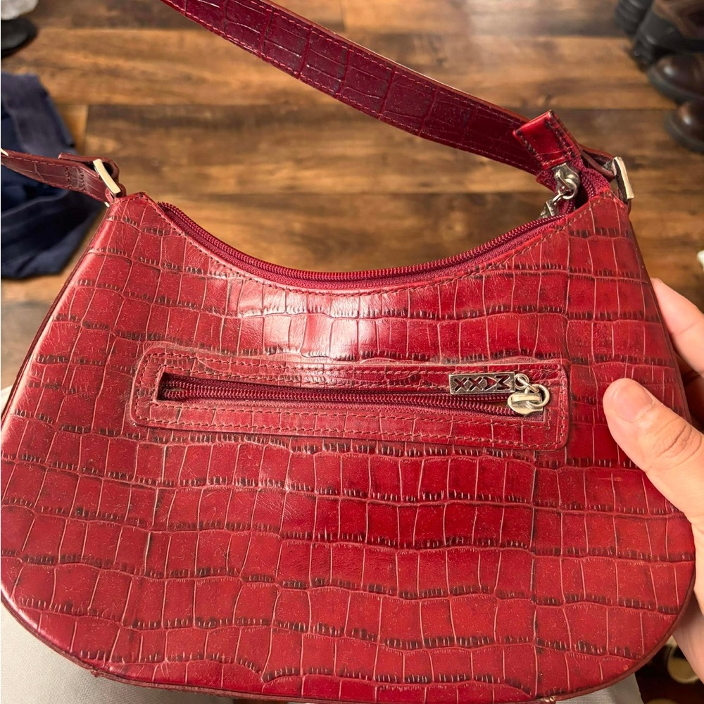 Max vintage croc pattern embossed bag lovely interior